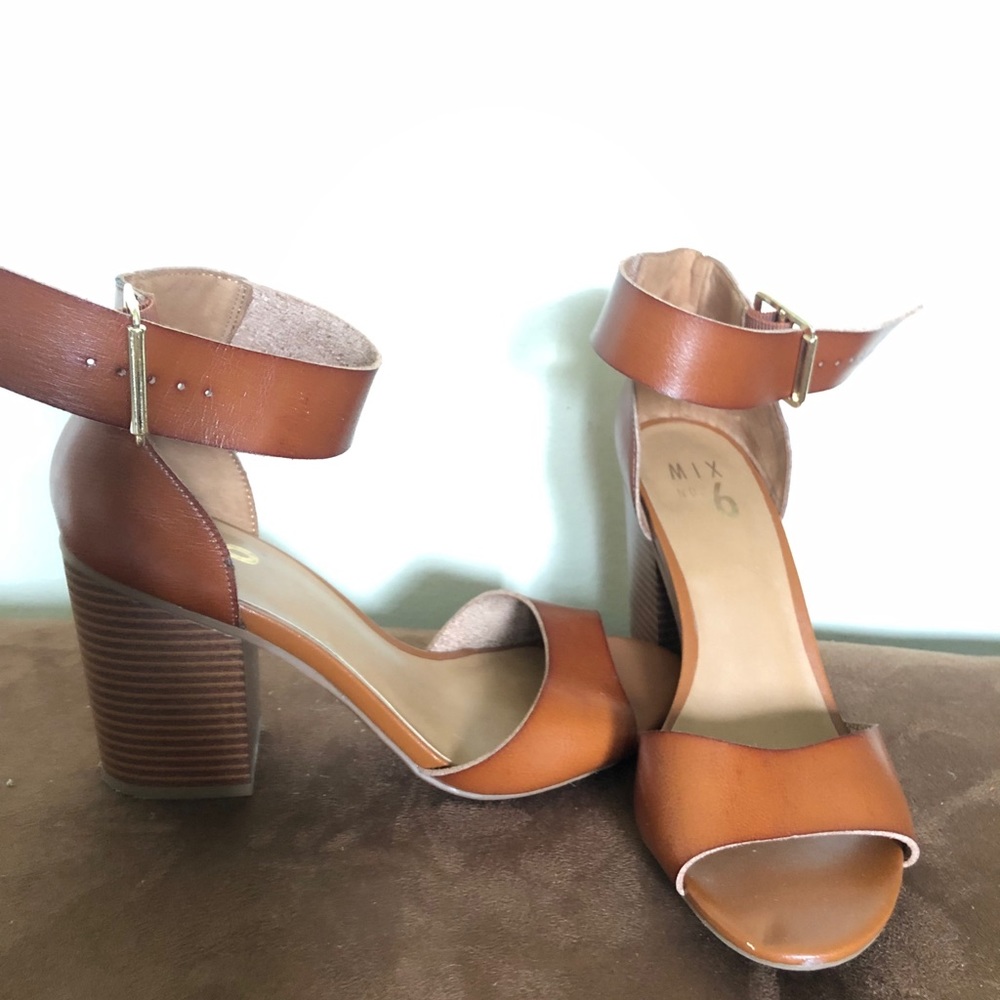 Mix No 6 brown heels. Great for work